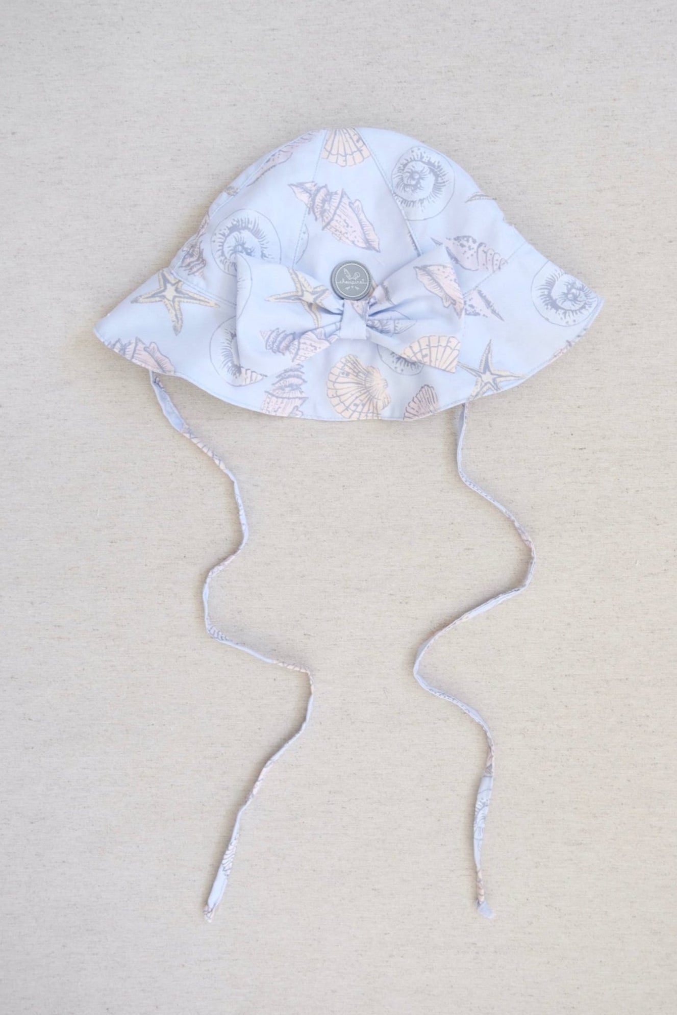 Gorro Traje Niña Conchas