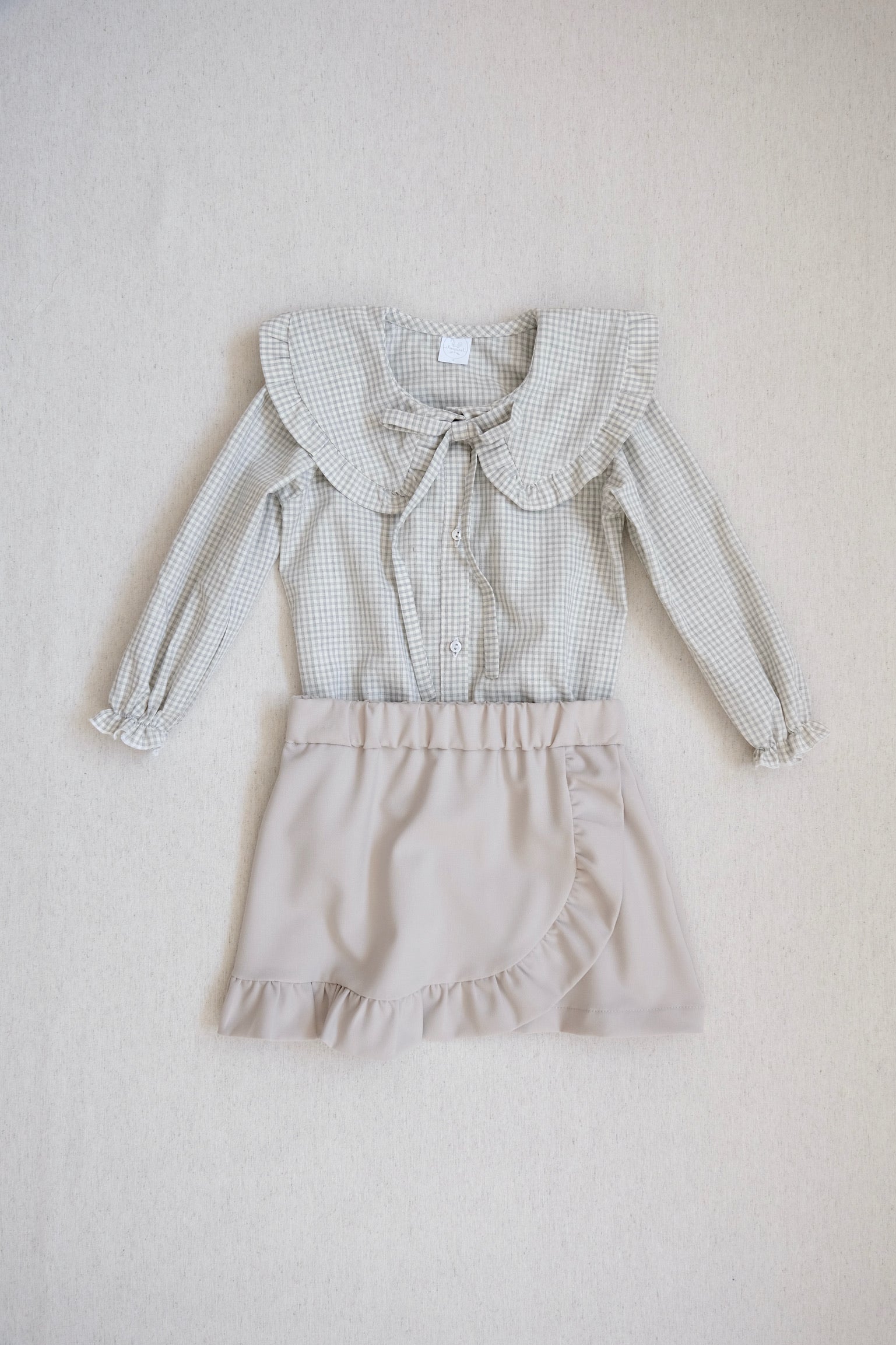 Conjunto Tess Niña Cuadros