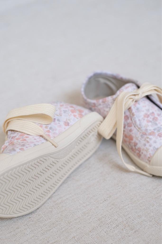 Tenis Agujeta Isabela