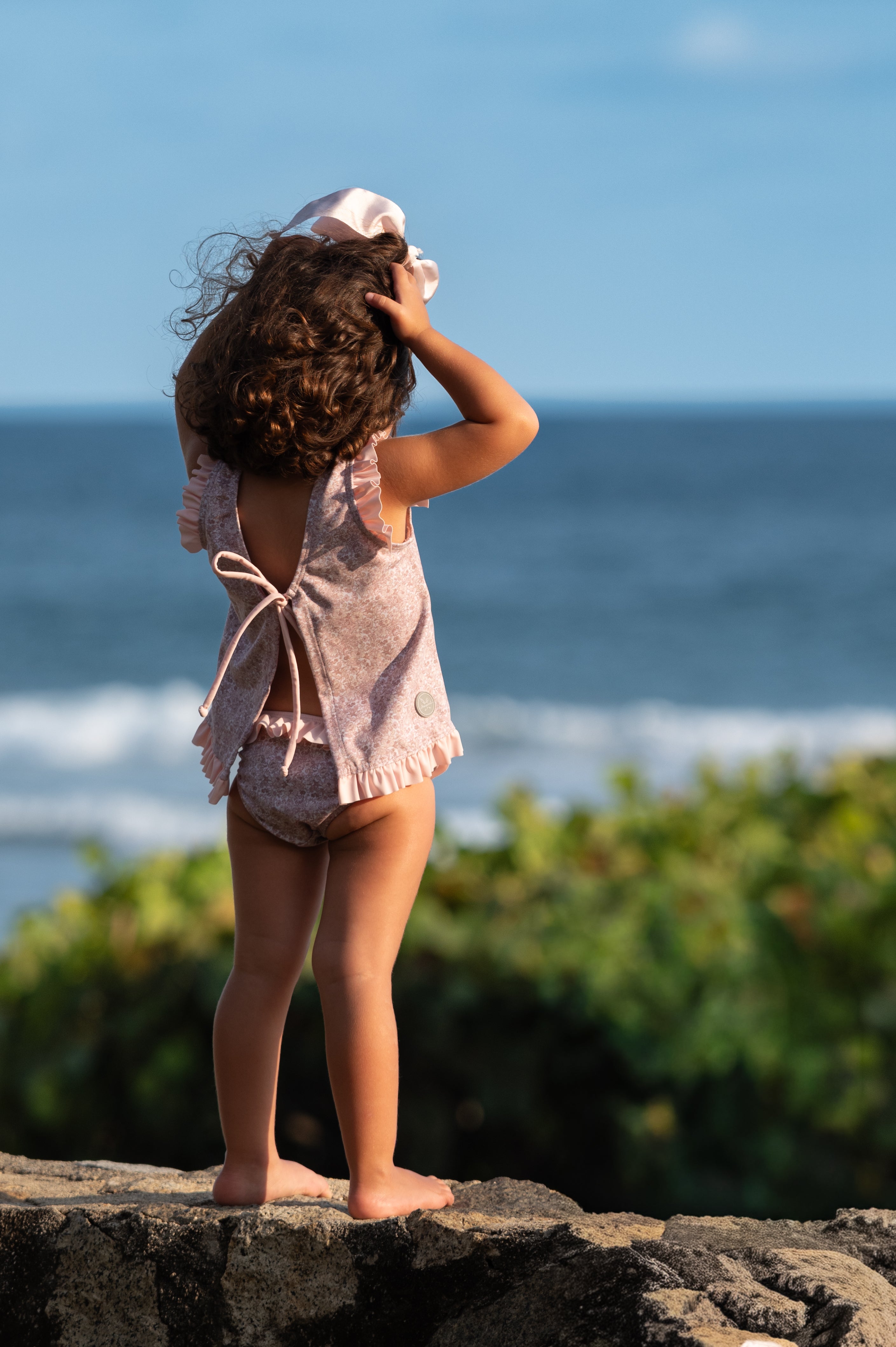 Conjunto Traje Niña Flores