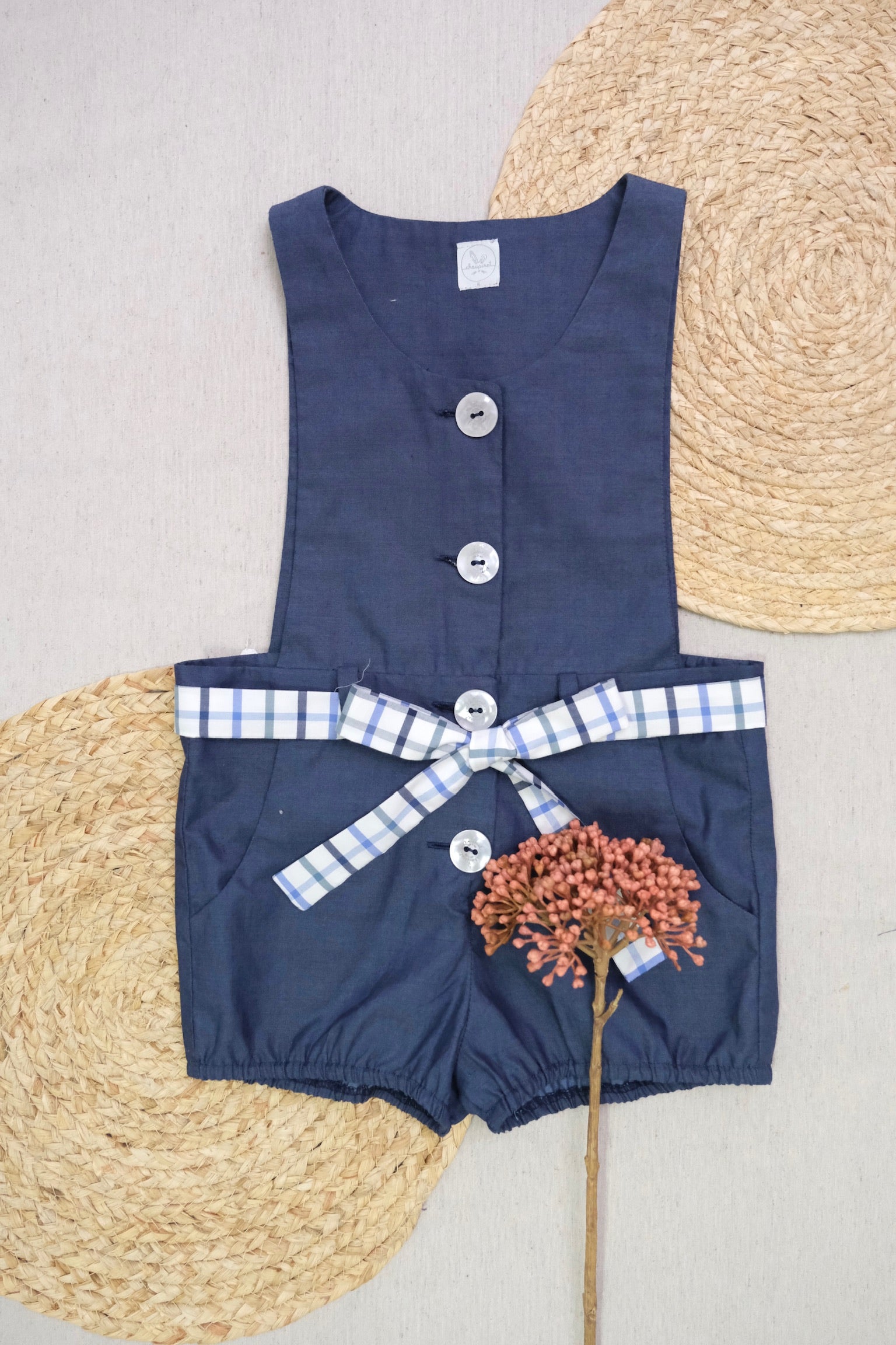 Overall Bela Agus