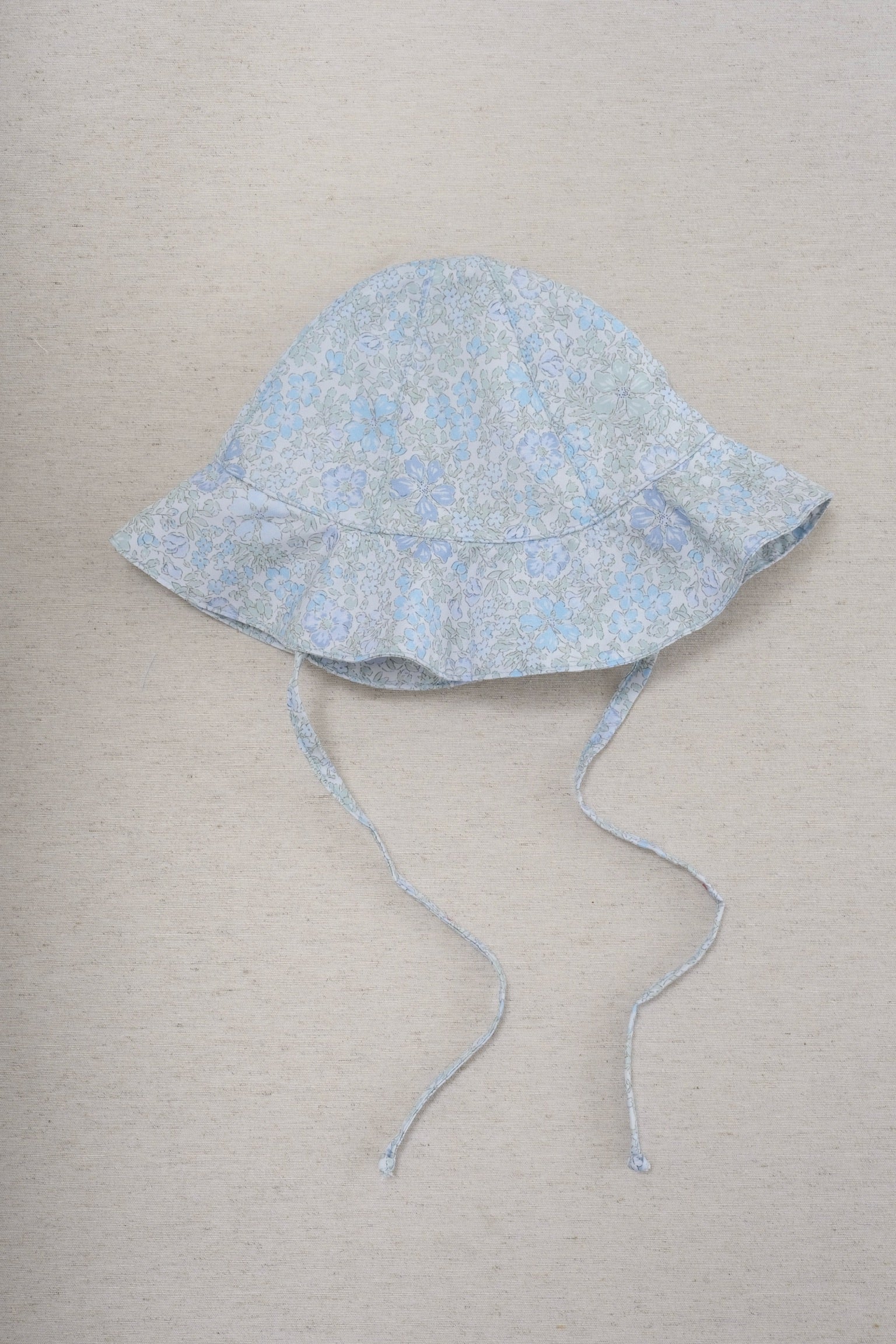 Gorro Traje Niña Índigo