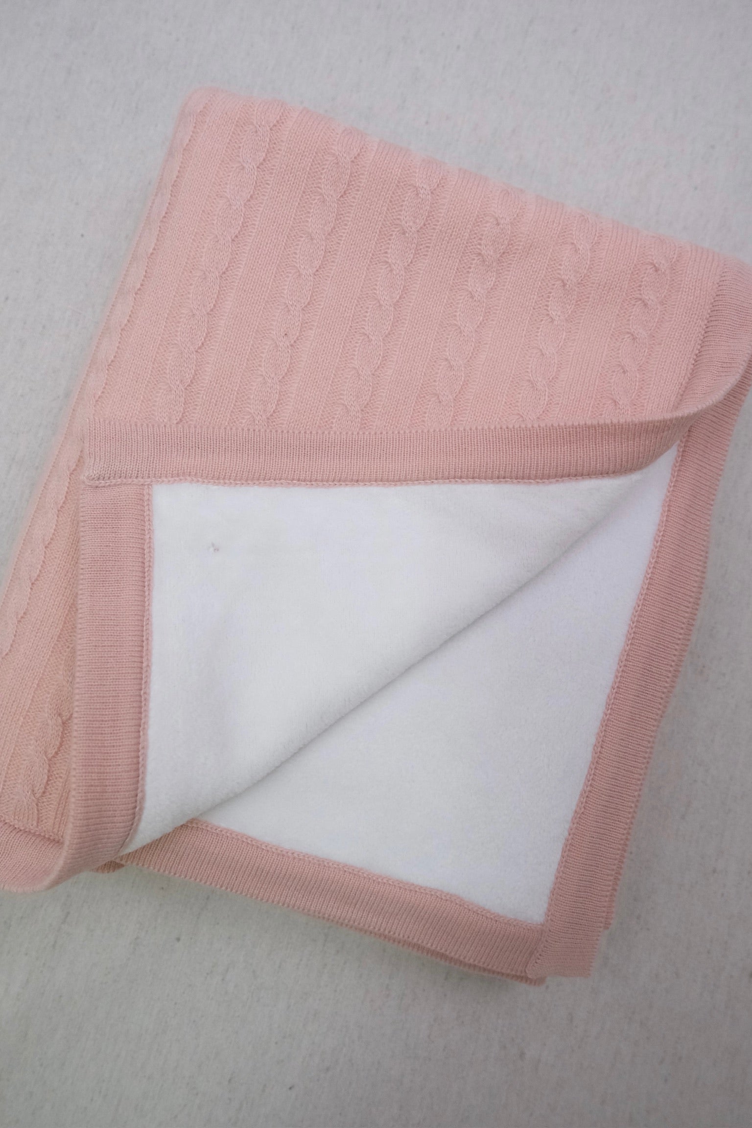 Cobija Trenza Polar Rosa